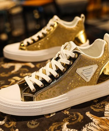 Men's wholesale new walking shoes fashionable and comfortable high-top luxury casual shoes 2022 trendy sports men's shoes