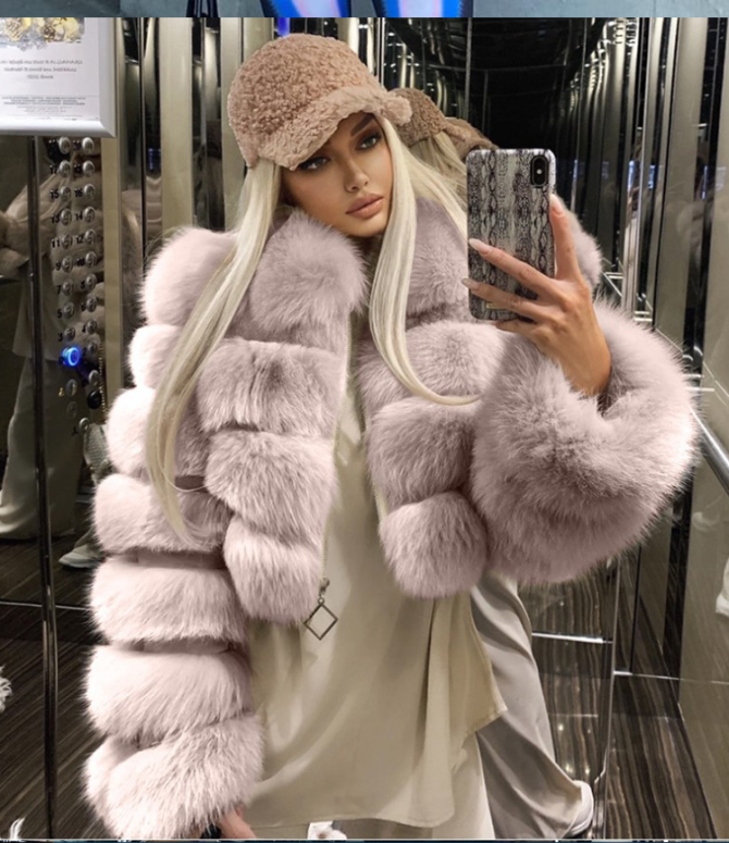2023 High Grade Luxury Fashionable Supple Winter Commuting Fur Coats For Women - Image 2