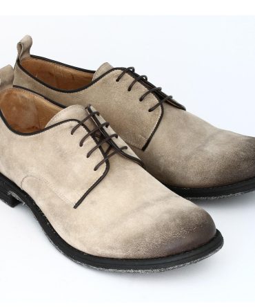 CASUAL SHOE WITH AGED EFFECT