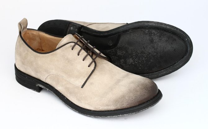 CASUAL SHOE WITH AGED EFFECT - Image 4